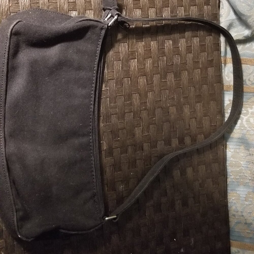 Black Shoulder Bag with Florist Design - Picture 2 of 2